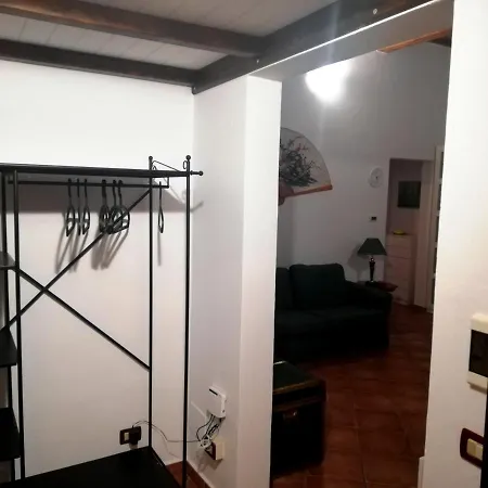 דירה La Casa Di Giosue ליבורנו